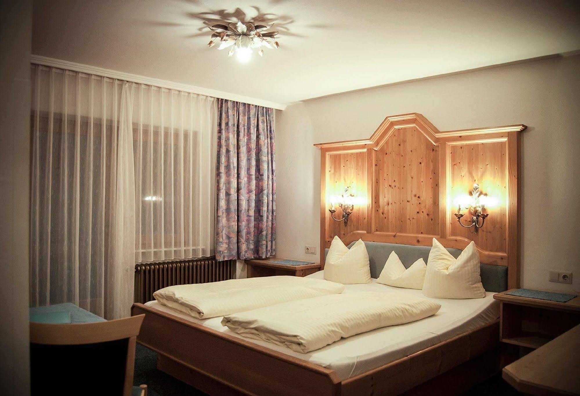 Hotel Platzl Auffach Bagian luar foto