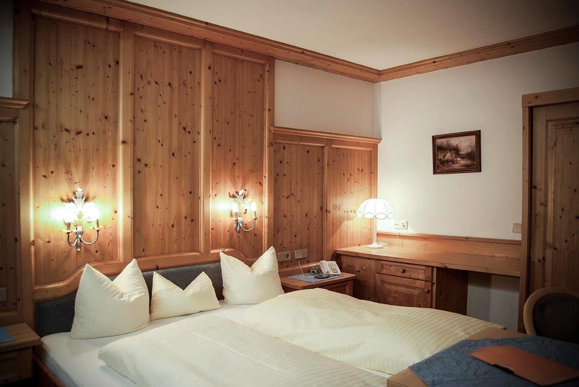 Hotel Platzl Auffach Bagian luar foto