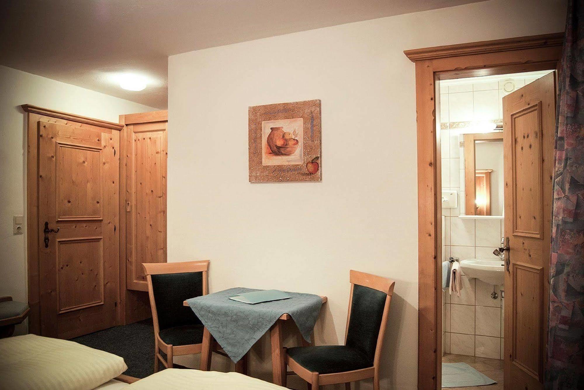 Hotel Platzl Auffach Bagian luar foto